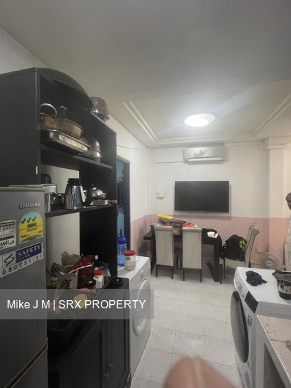 Sturdee Road (D8), Terrace #518716421